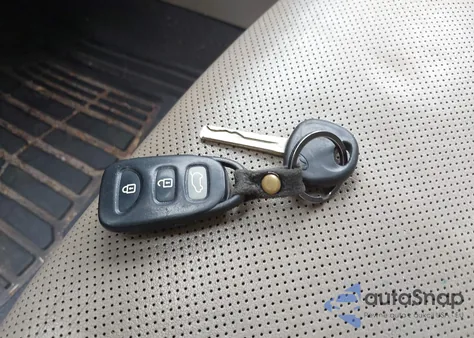 2012 Hyundai Elantra Touring Se z USA, uszkodzony, nr VIN KMHDC8AE9CU139294